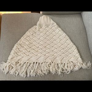 Burberry Poncho Ivory Wool